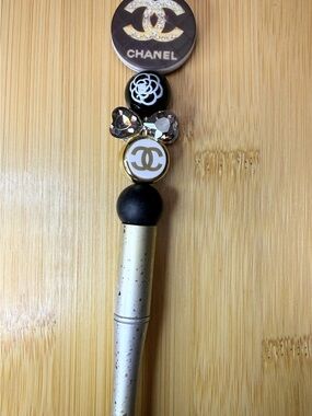 New Fashion Black and Gold Beaded Pen